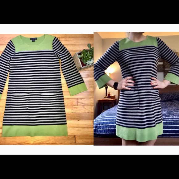 Long sleeved dress 🖤💚 - Picture 3 of 8